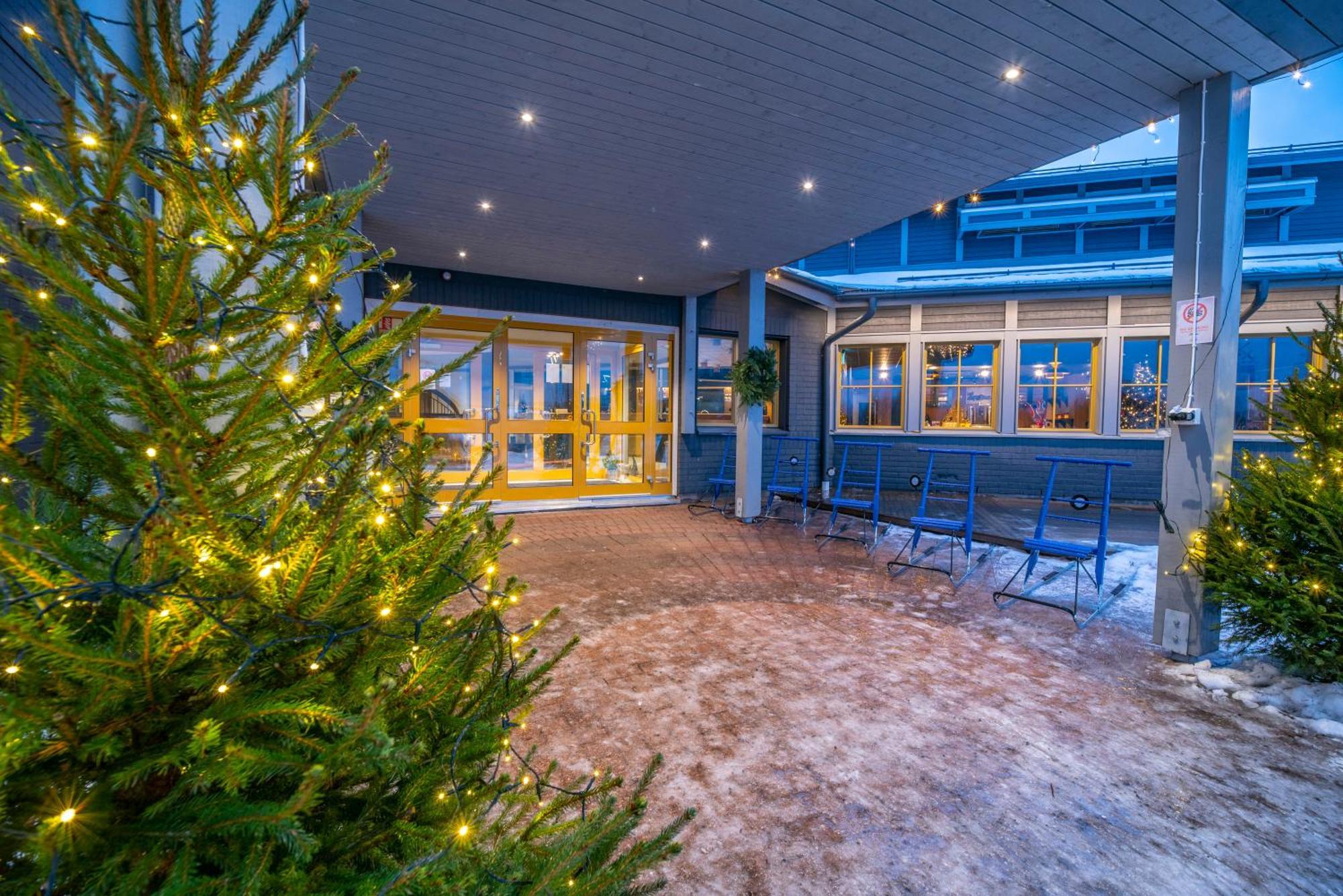 Matarengi Lodge Overtornea エクステリア 写真